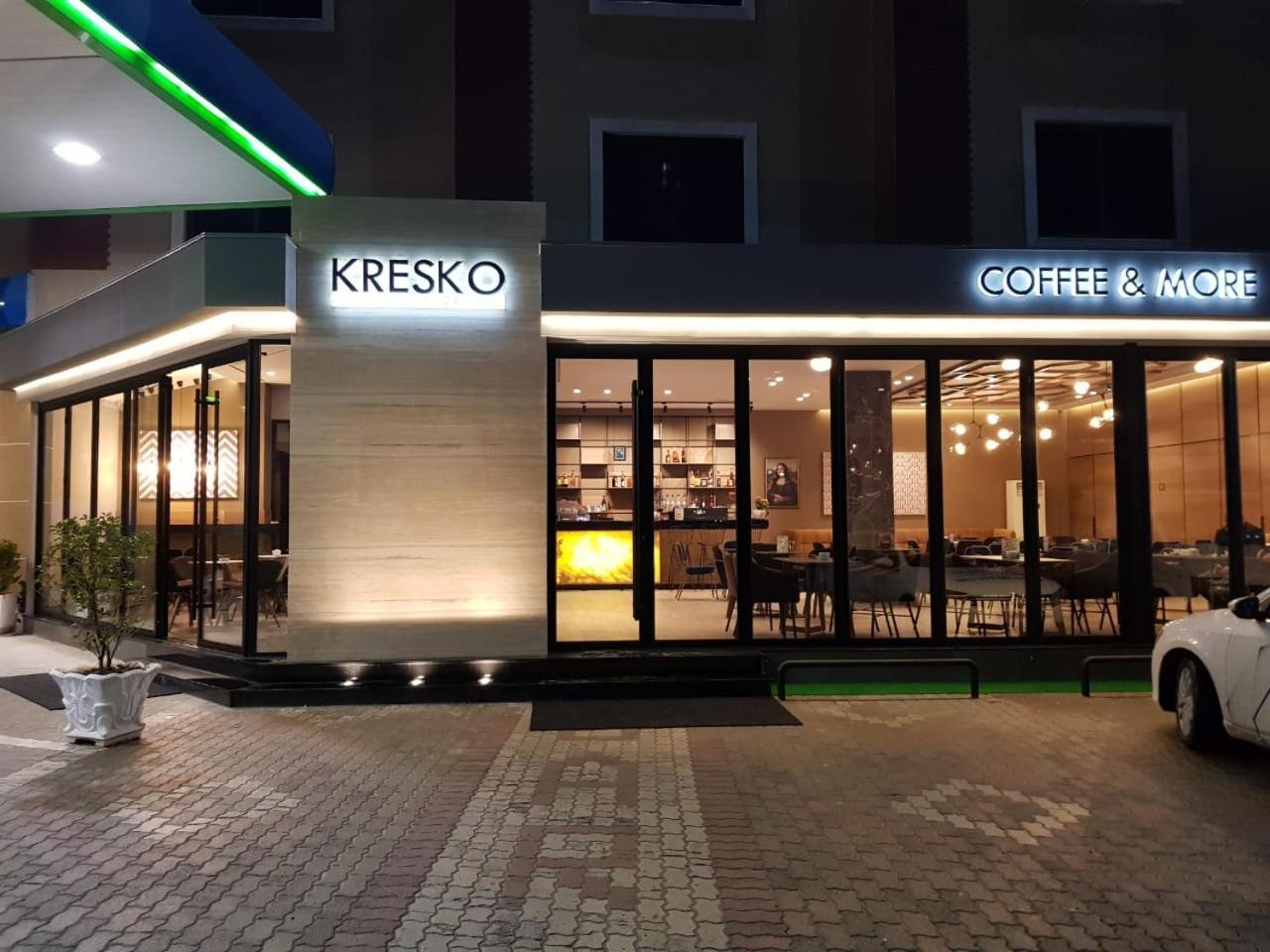 Hotel Kresko Lushnje Exterior photo